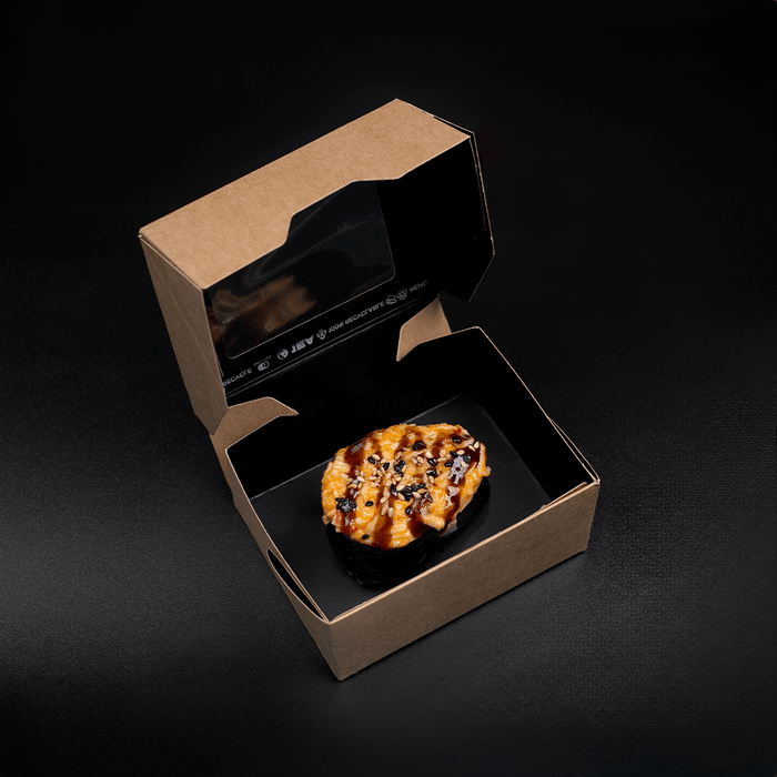 Гункан с копченым лососем