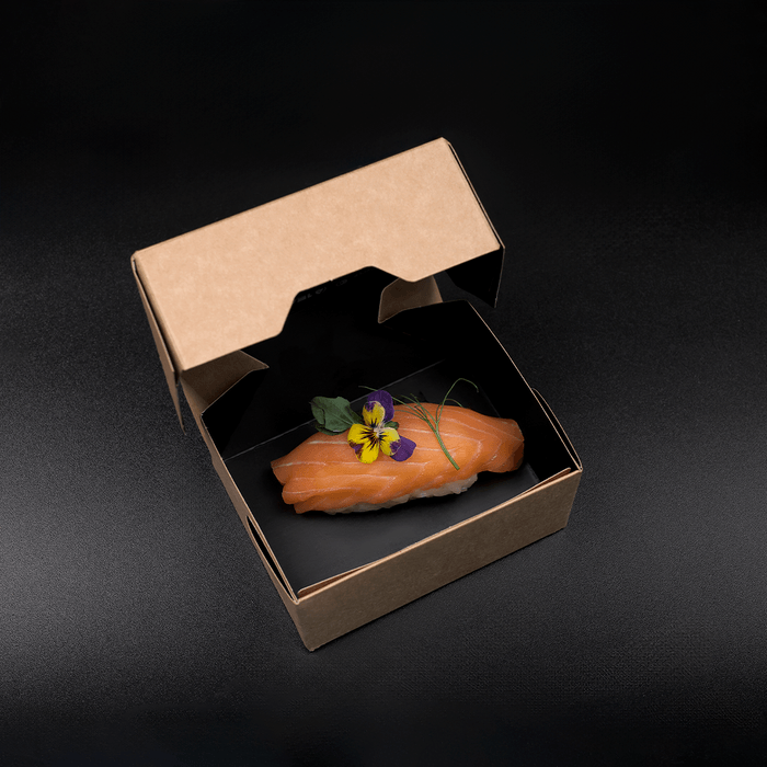 Нигири с лососем